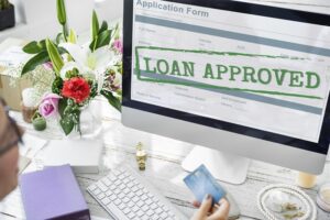 The Role of Credit History Depth in Interest Rate Outcomes